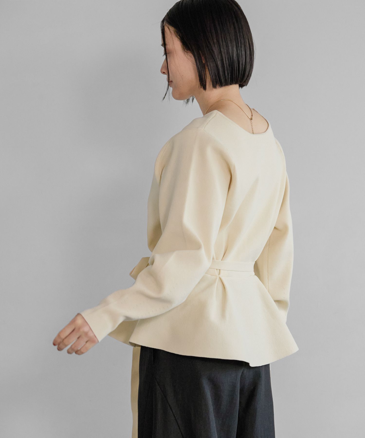 A part by 「【WEB限定】2WAYペプラムニットカーディガン」|カーディガン|