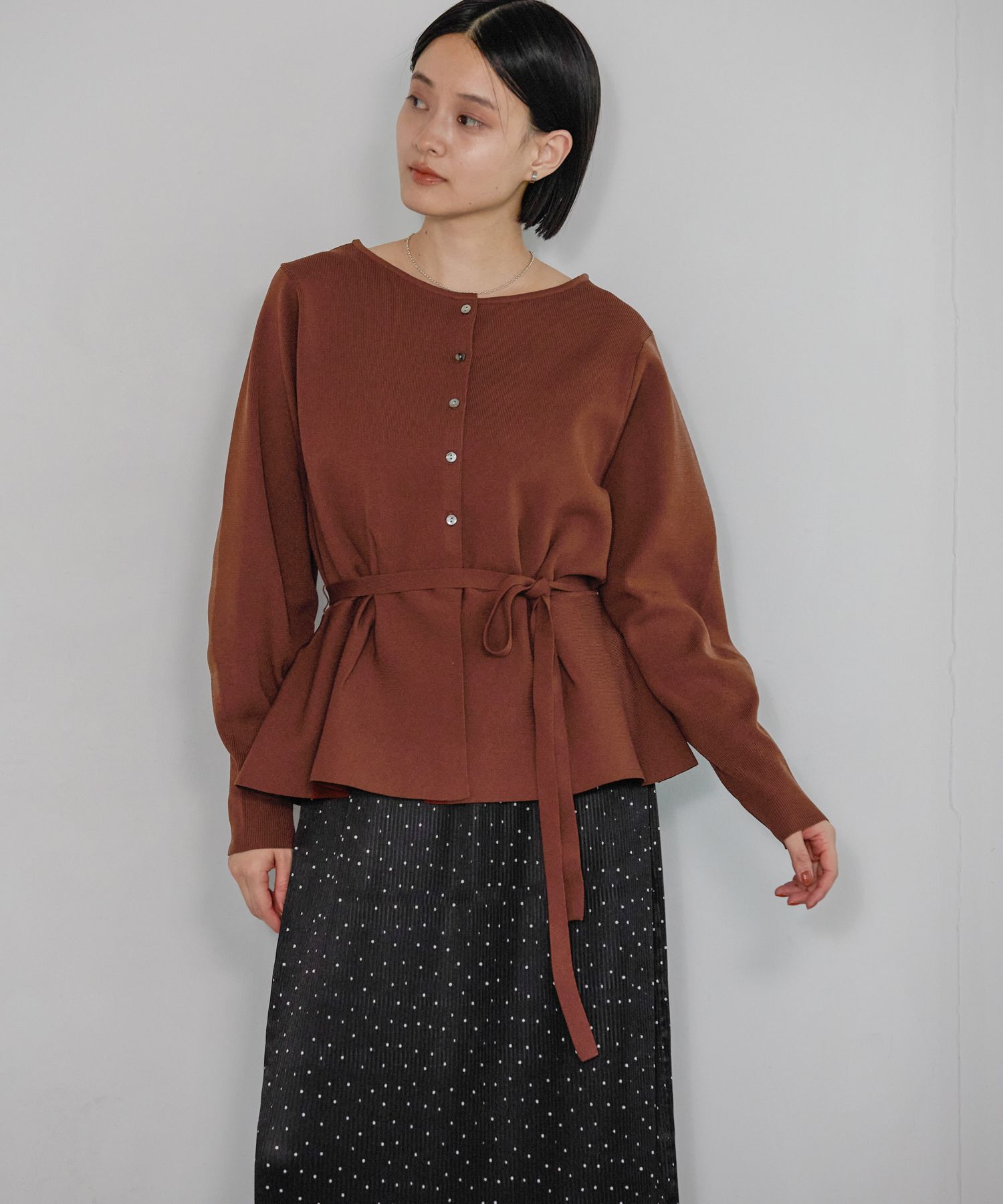 A part by 「【WEB限定】2WAYペプラムニットカーディガン」|カーディガン|ブラウン