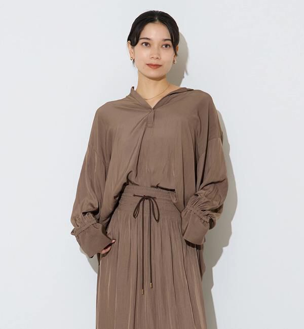 Liesse「割繊ギャザースキッパーブラウス」|シャツ・ブラウス|カーキ