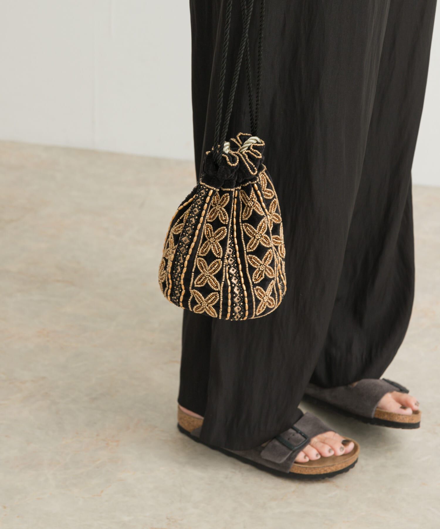 URBAN RESEARCH DOORS「インドビーズ巾着バッグ」|ショルダー・メッセンジャー|