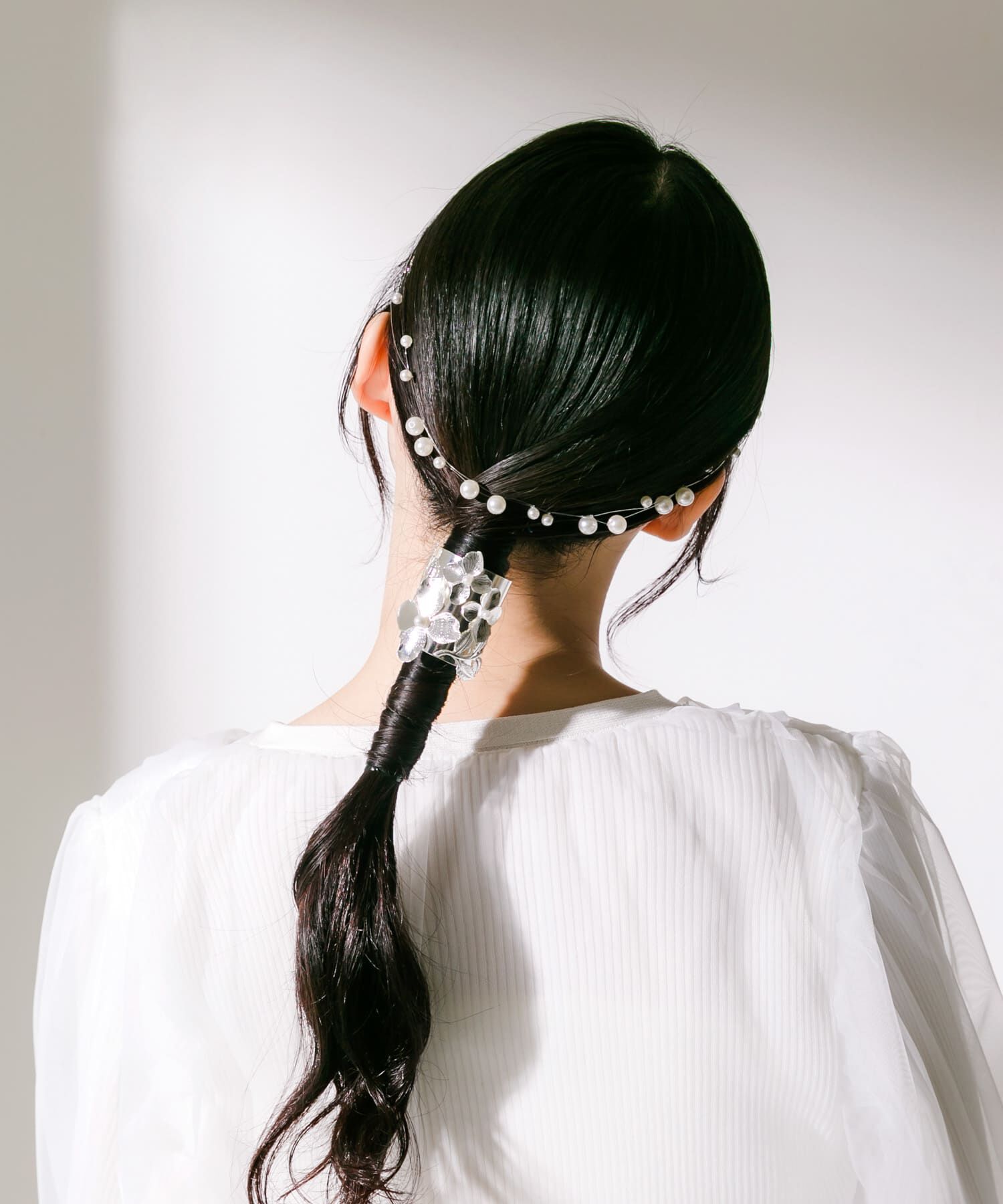 SMELLY「メタルフラワーヘアカフ」|ヘアゴム・シュシュ|