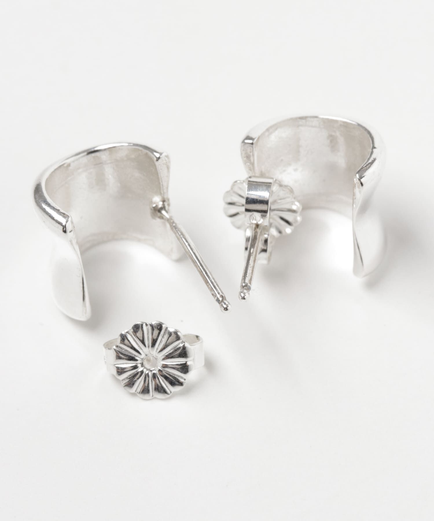 URBAN RESEARCH「Sapir Bachar　MINI WADI EARRINGS」|ピアス|