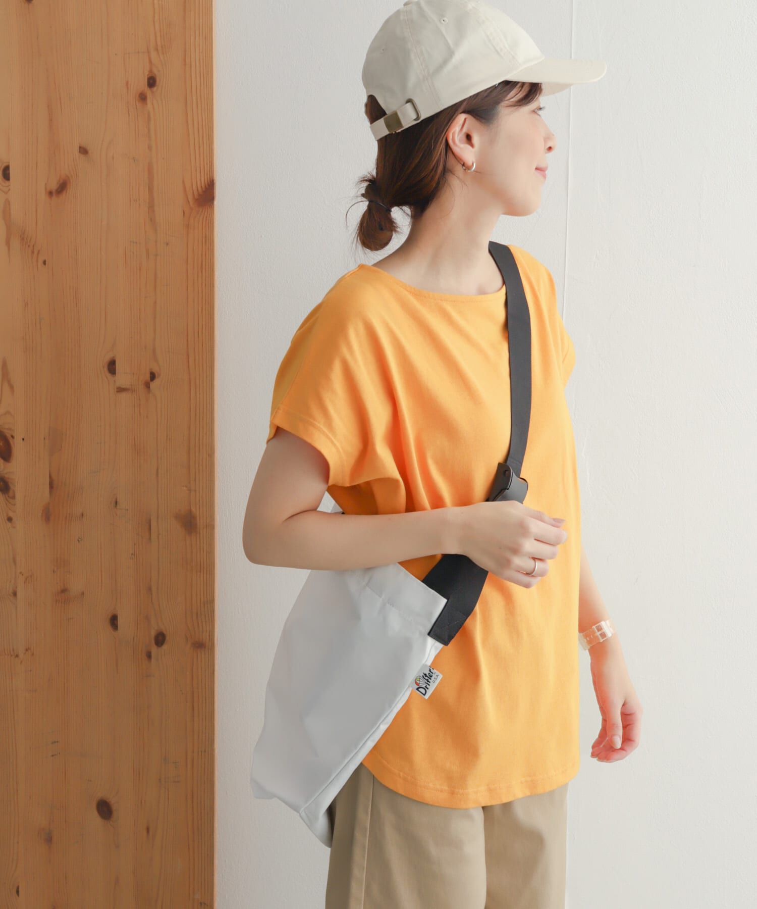 URBAN RESEARCH DOORS「add fabrics オーバーフレンチTシャツ」|Tシャツ・カットソー|