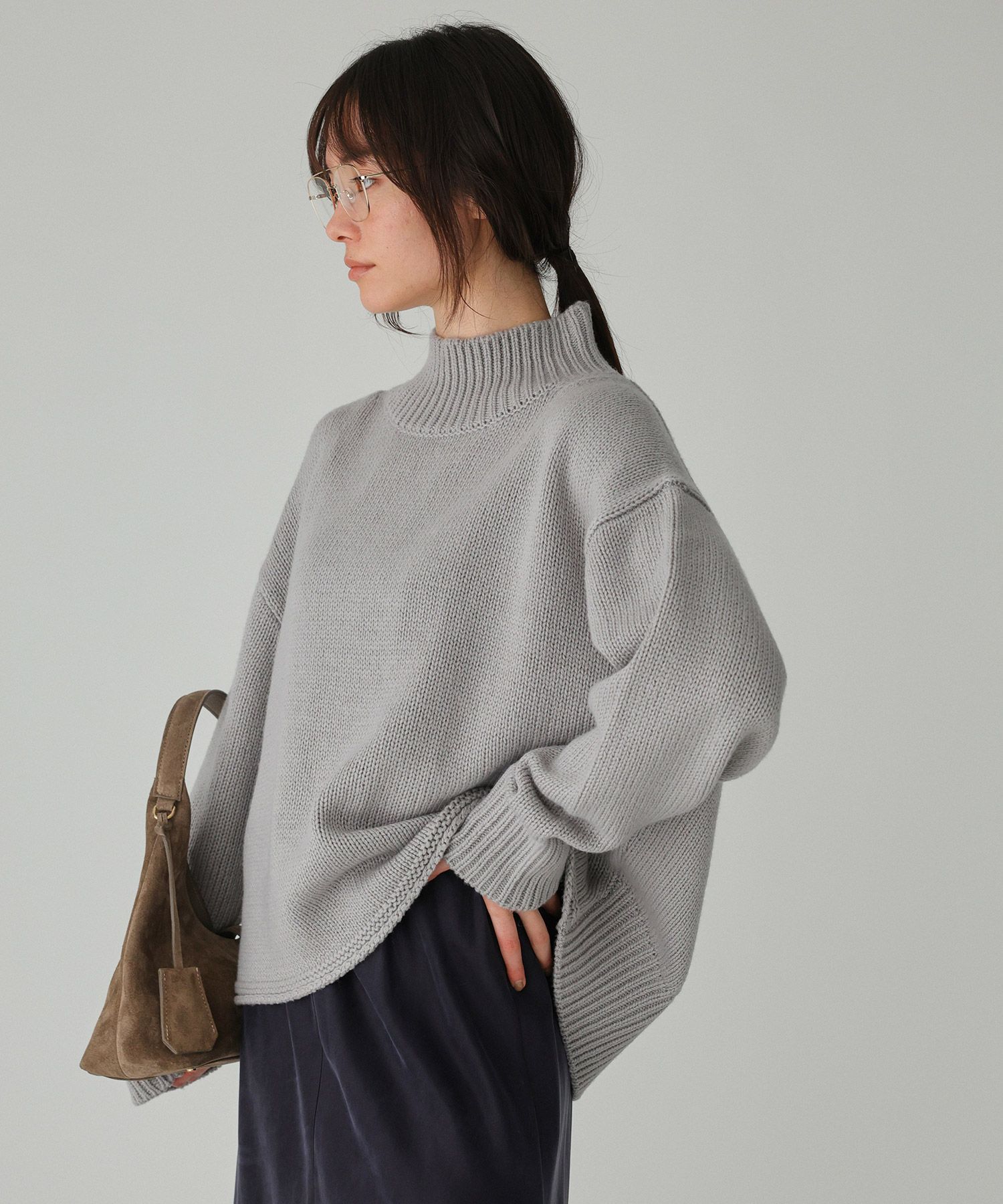 BABYLONE「リラクシータートルプルオーバー」|ニット・セーター|ﾗｲﾄｸﾞﾚｰ