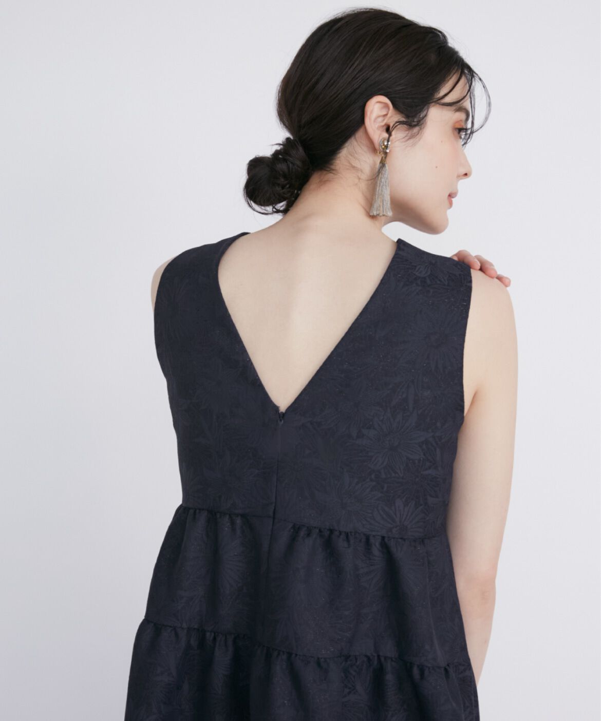 Maglie le cassetto「フラワージャガードティアードワンピース《M Maglie le cassetto》」|ワンピース|