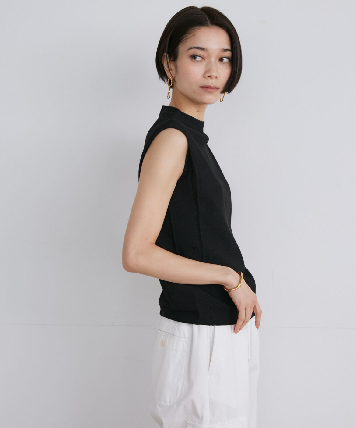 INED「ショルダータックノースリーブニット《Cuoo》」|ニット・セーター|