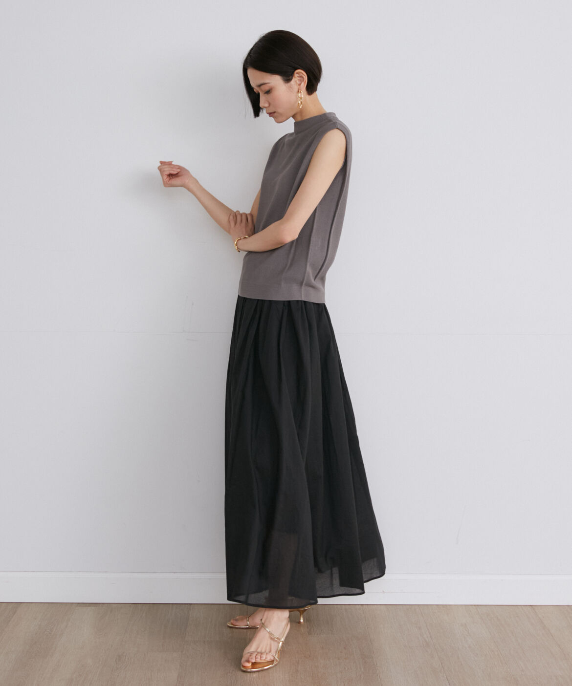 INED「ショルダータックノースリーブニット《Cuoo》」|ニット・セーター|