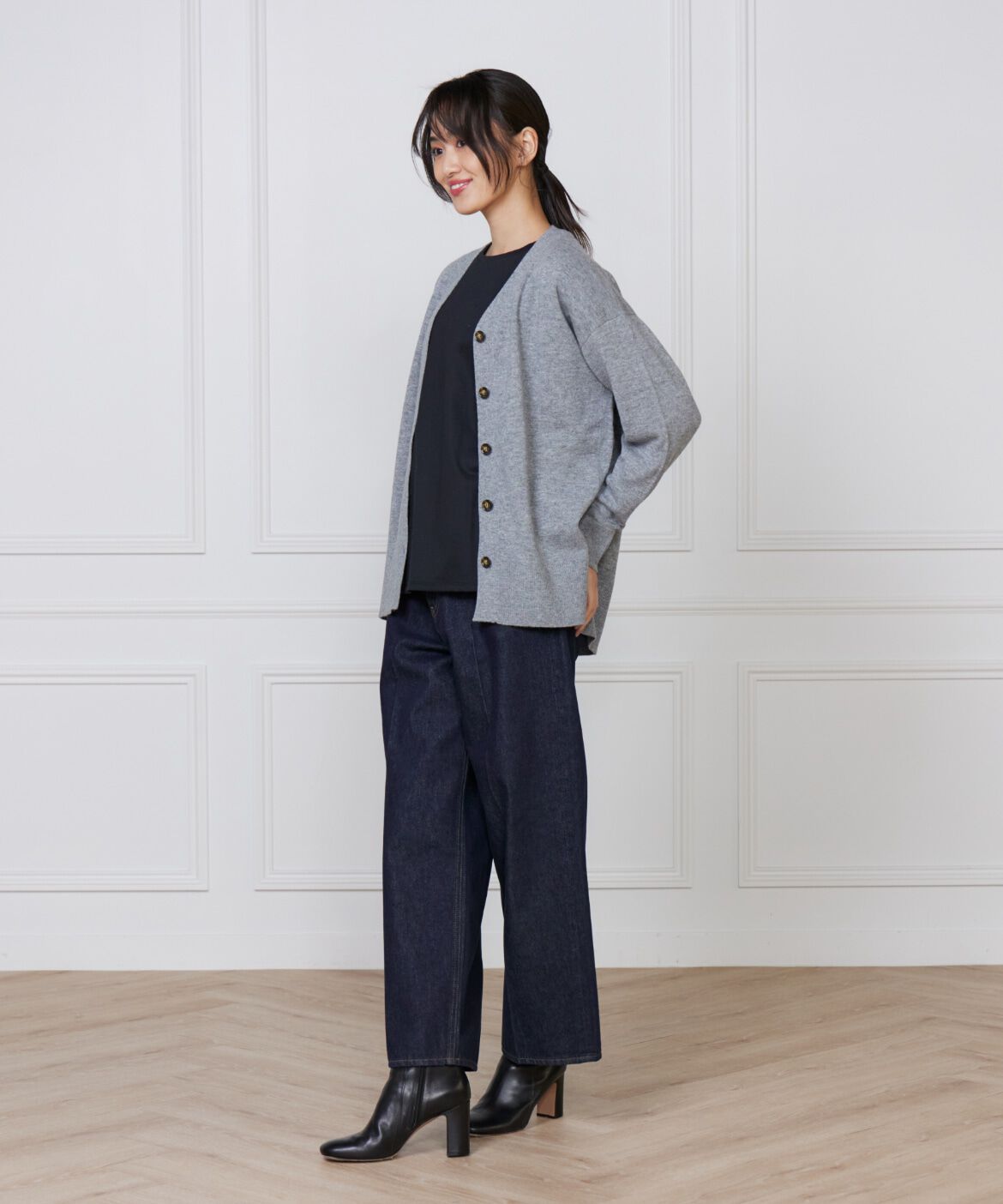 DAY by DAY it&rsquo;s international「カシミヤ混Vネックカーディガン《CASH5》」|カーディガン|