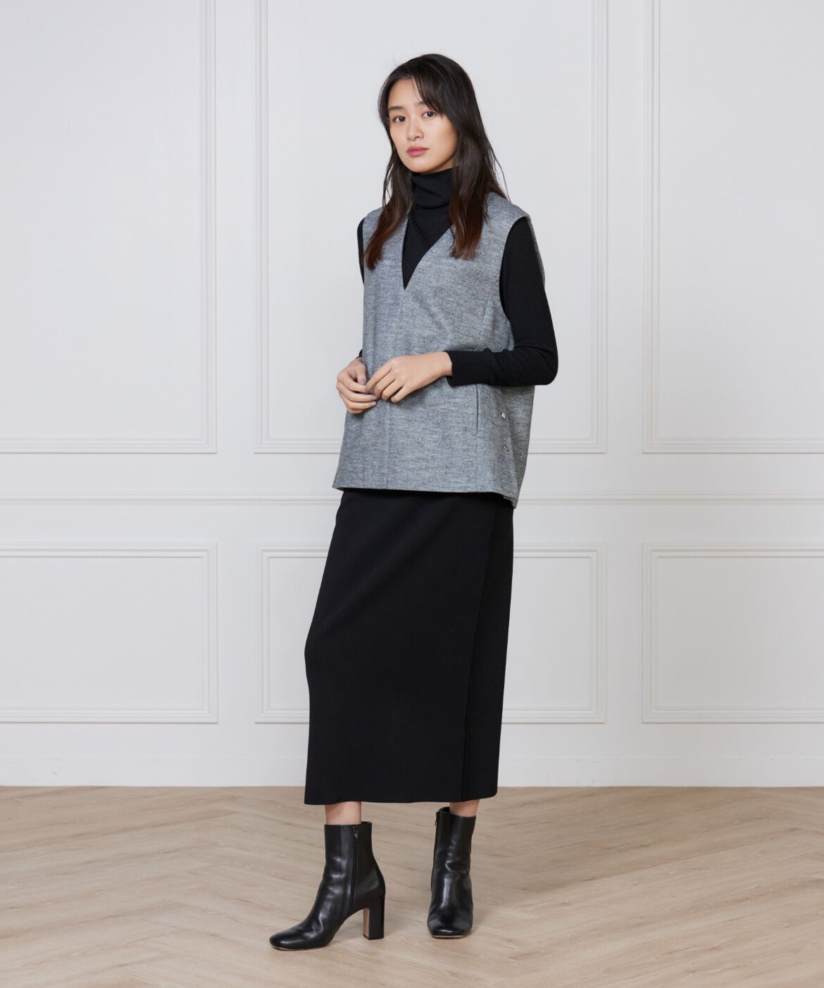 7-IDconcept.「Vネックプルオーバージレ」|ダウンベスト・ベスト|