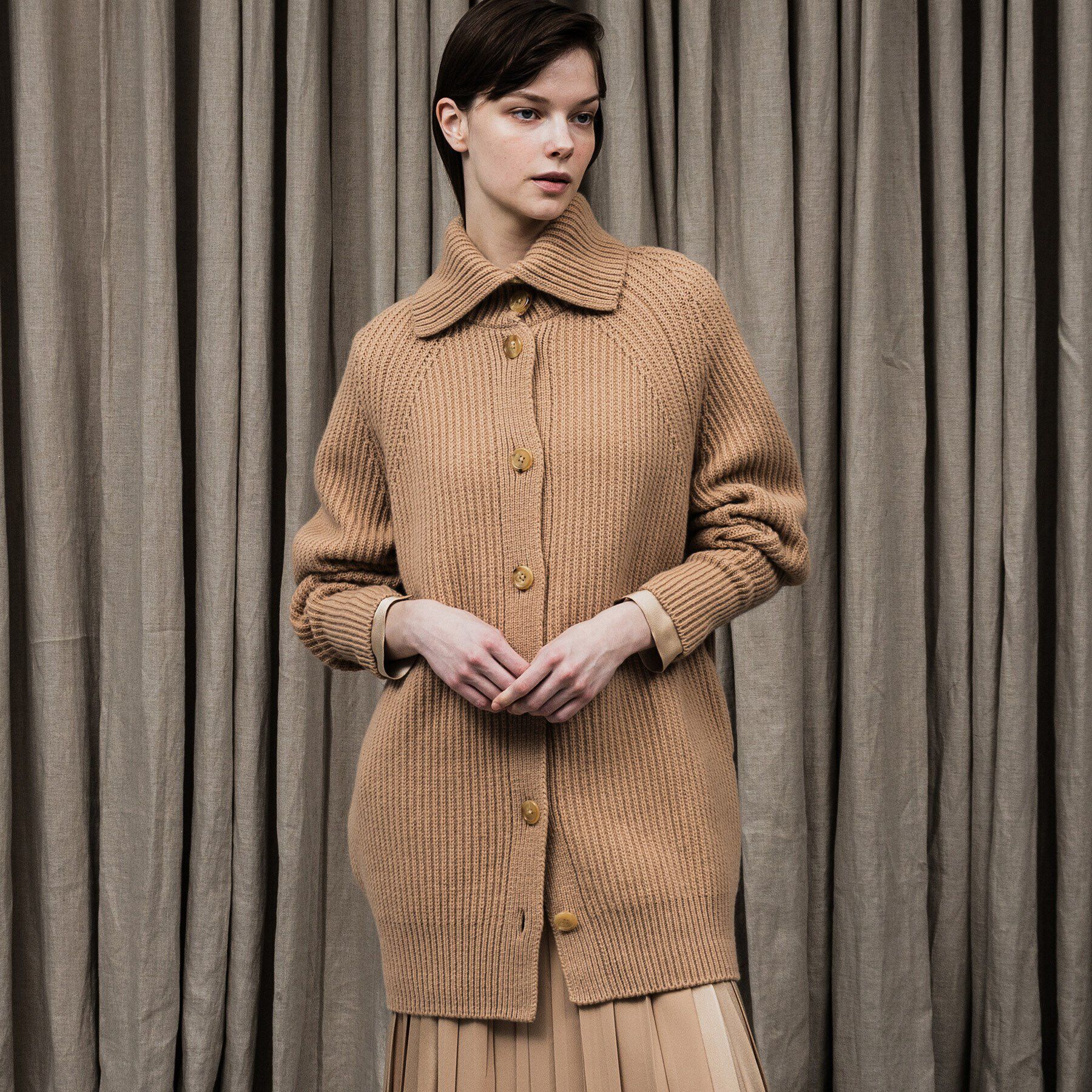 UNTITLED「ウールカシミヤニットカーディガン」|カーディガン|キャメル(041)