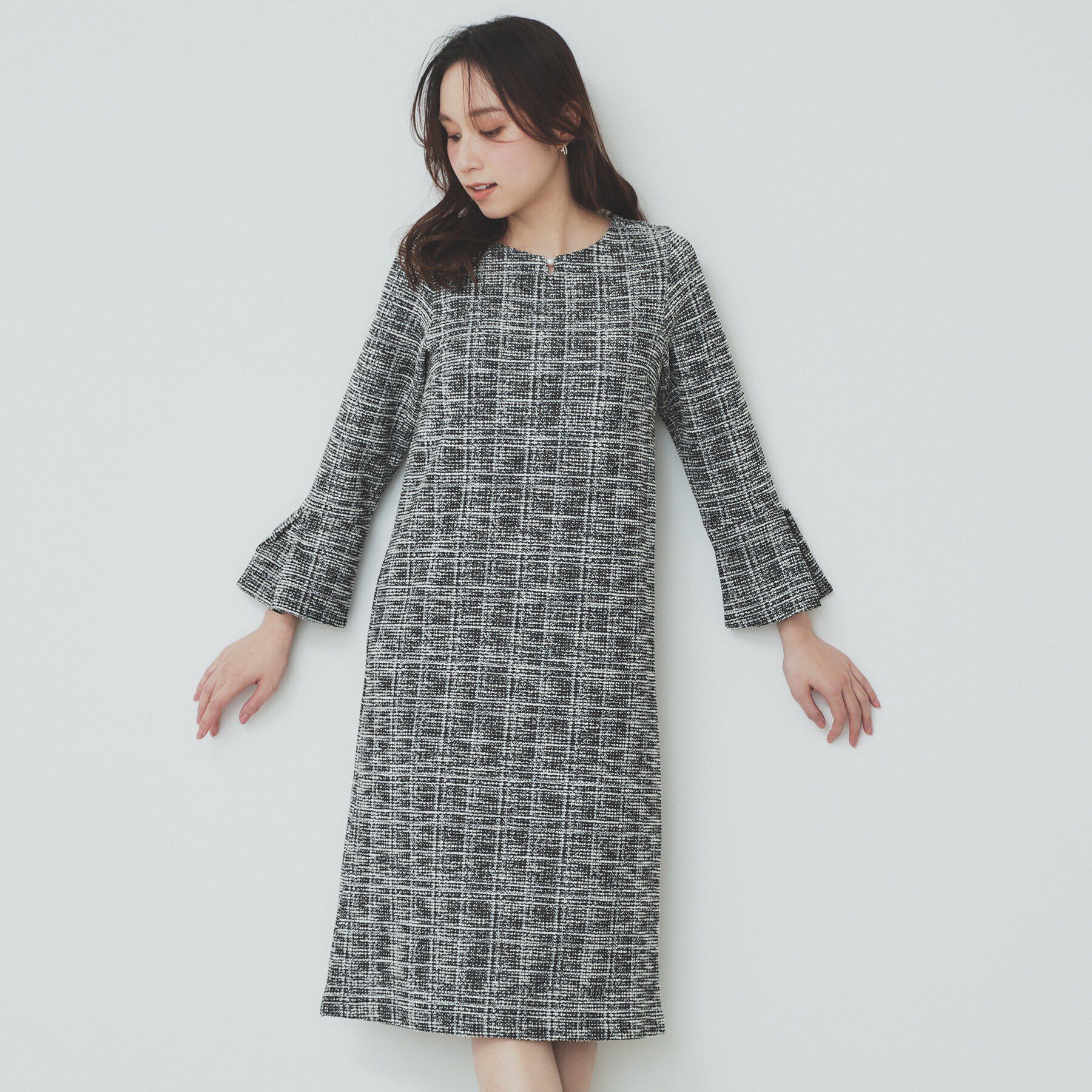 index「ストレッチラメツイードワンピース【洗濯機洗い可】」|ワンピース|ブラック(419)