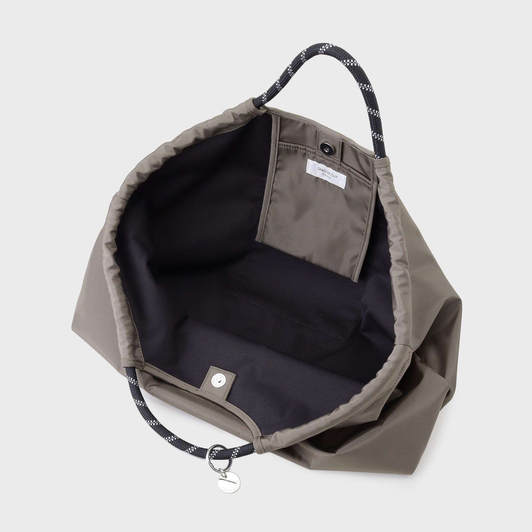 OPAQUE.CLIP「【軽量/A4サイズ対応】ロープハンドルドロストBIGトートバッグ」|トートバッグ|