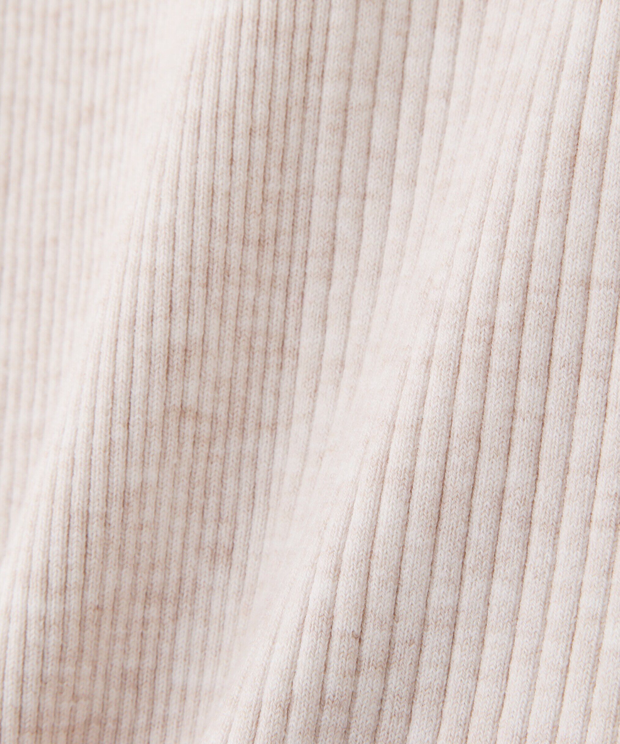  「パールボタンタートルネックニット《WEB限定商品》」|ニット・セーター|