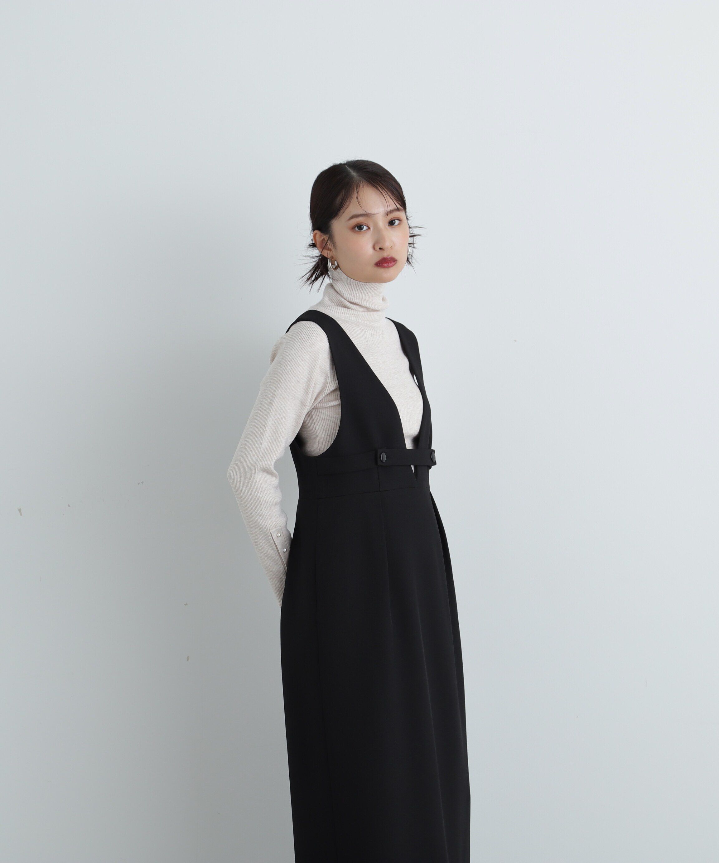  「パールボタンタートルネックニット《WEB限定商品》」|ニット・セーター|