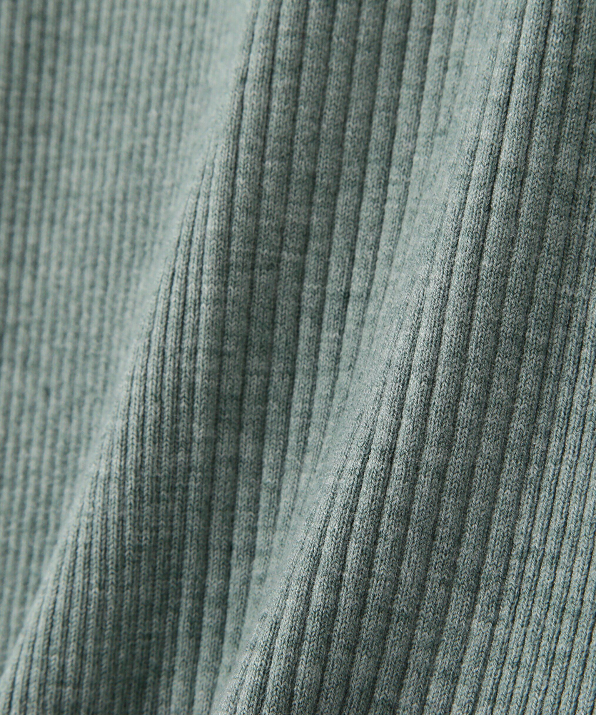  「パールボタンタートルネックニット《WEB限定商品》」|ニット・セーター|