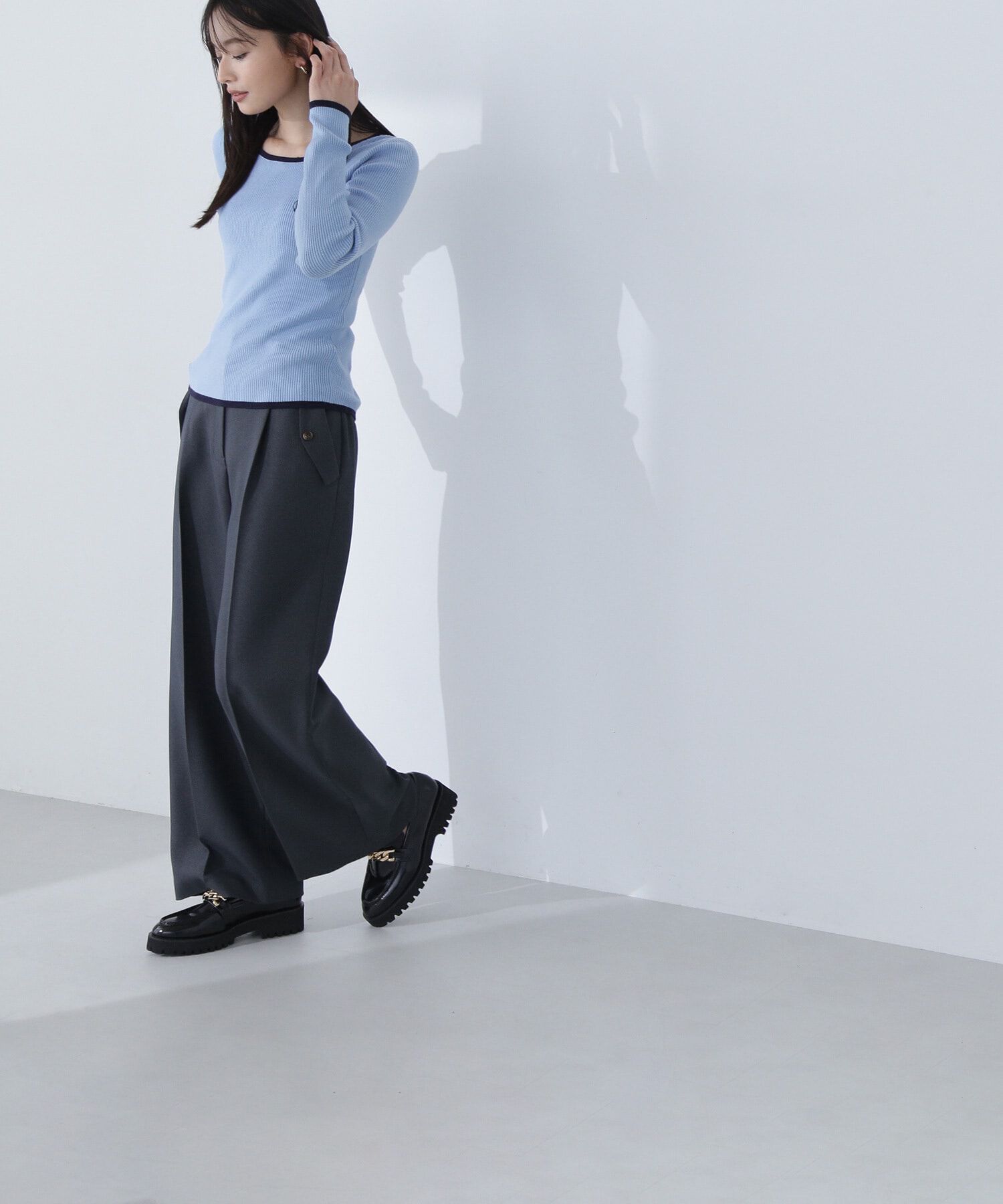  「エンブレムバイカラーリブニット」|ニット・セーター|