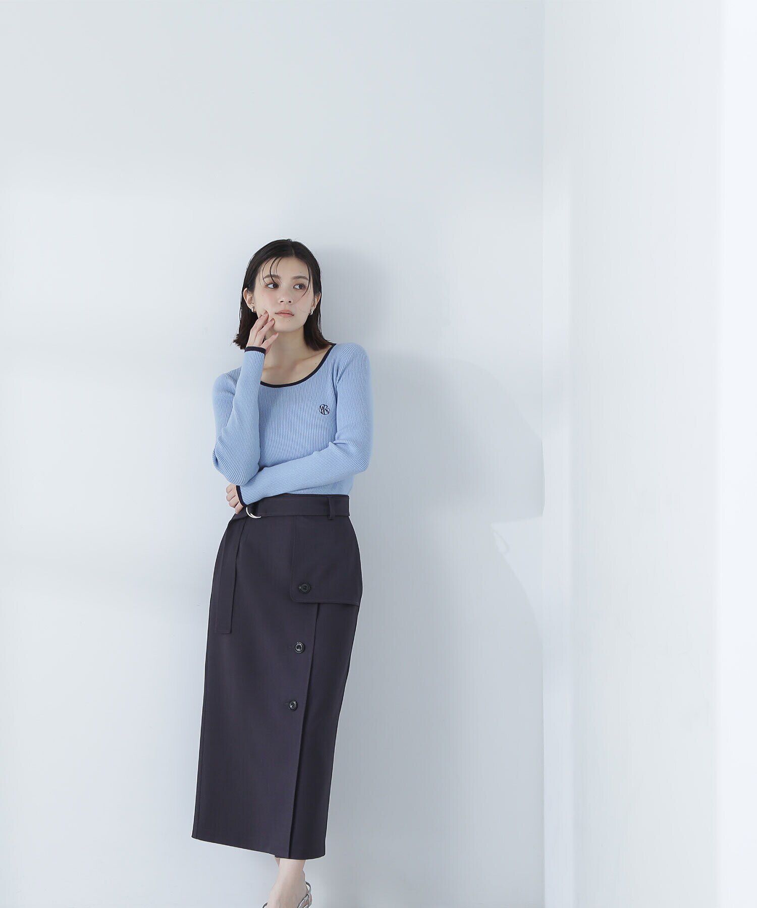  「エンブレムバイカラーリブニット」|ニット・セーター|