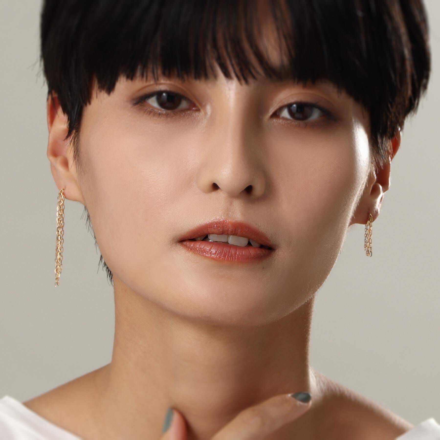 COCOSHNIK「K10チェーンフリンジ スタッドピアス大（片耳用）」|ピアス|