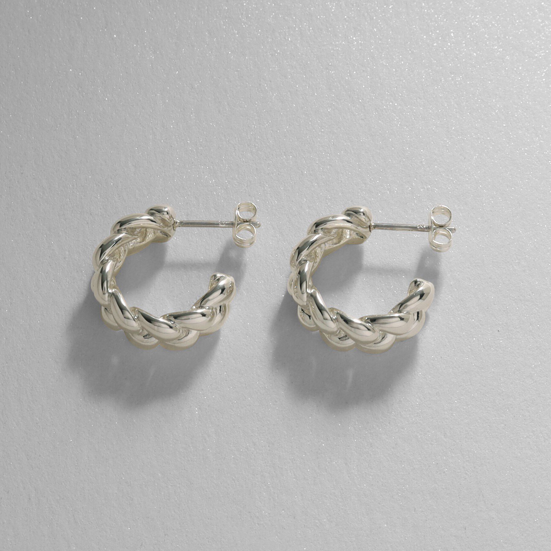 COCOSHNIK ONKITSCH「シルバー ニッティングモチーフ フープピアス」|ピアス|