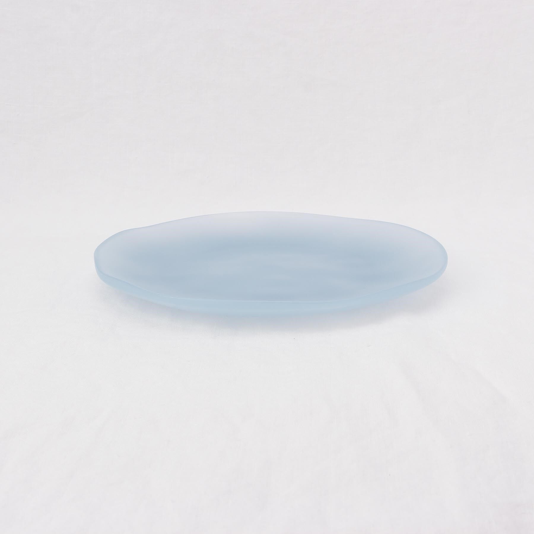 212 KITCHEN STORE「オーガニック サラダプレート 22cm スモークブルー ＜ABODE アボード＞」|食器・キッチングッズ|