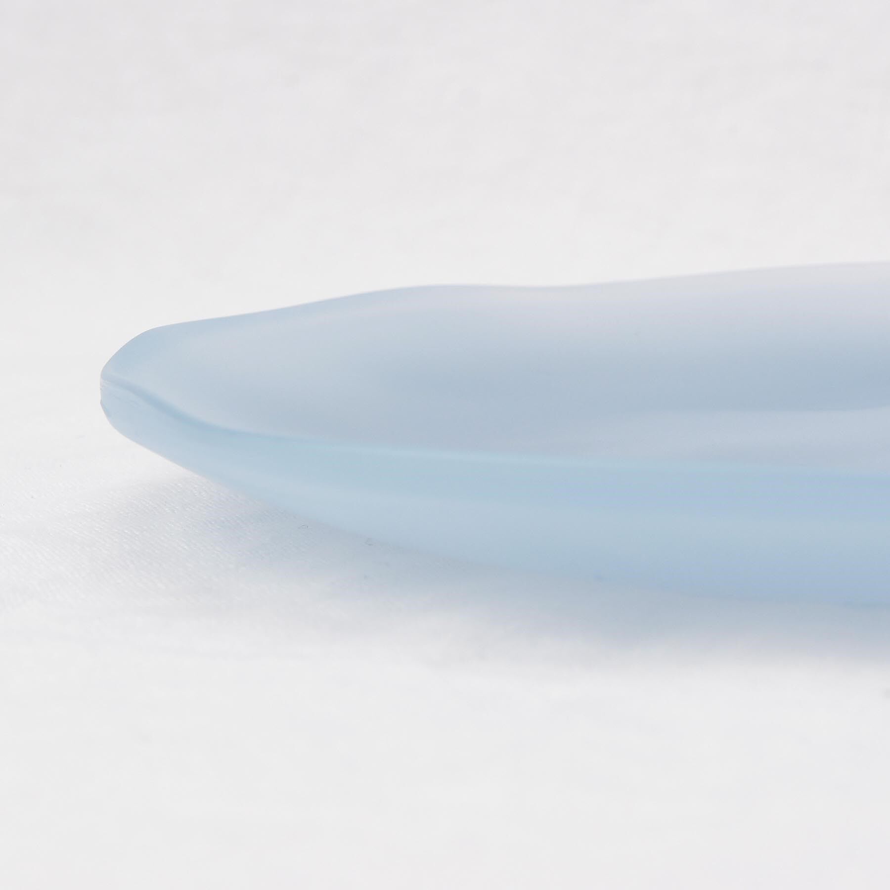 212 KITCHEN STORE「オーガニック サラダプレート 22cm スモークブルー ＜ABODE アボード＞」|食器・キッチングッズ|