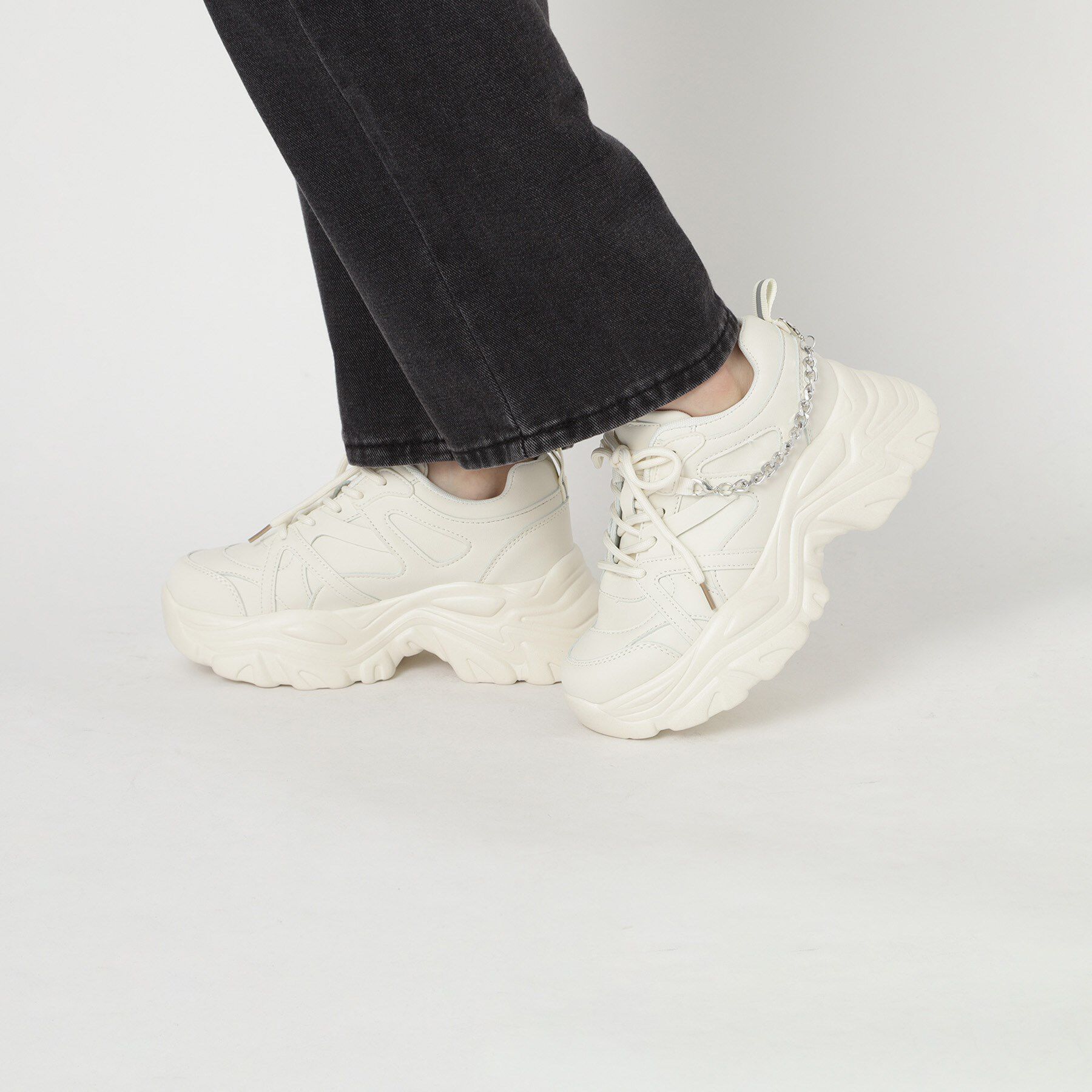 csT&P「【2WAYチェーン付き】軽量ボリュームソール厚底スニーカー」|スニーカー|