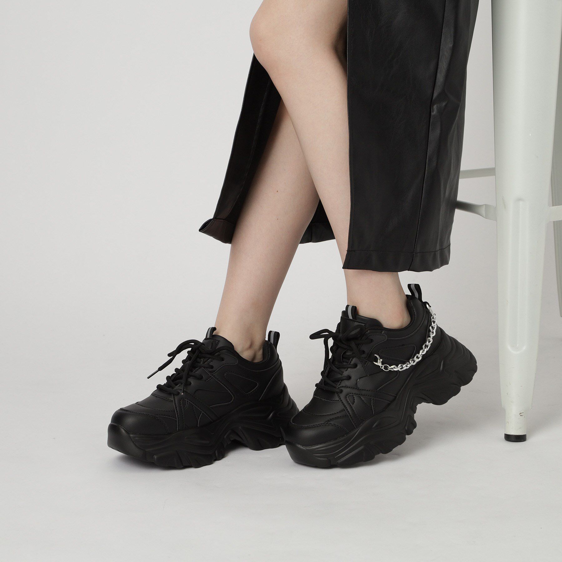 csT&P「【2WAYチェーン付き】軽量ボリュームソール厚底スニーカー」|スニーカー|