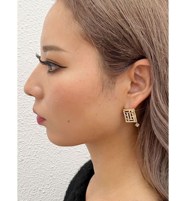 GYDA「JEYSUS GYGYラインストーンsquareピアス」|ピアス|ゴールド