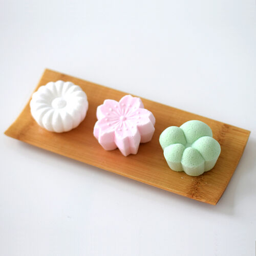 おいせさん「おいせさん 風呂神花 (30g&times;2個、20g&times;1個)」|入浴剤・バスグッズ|