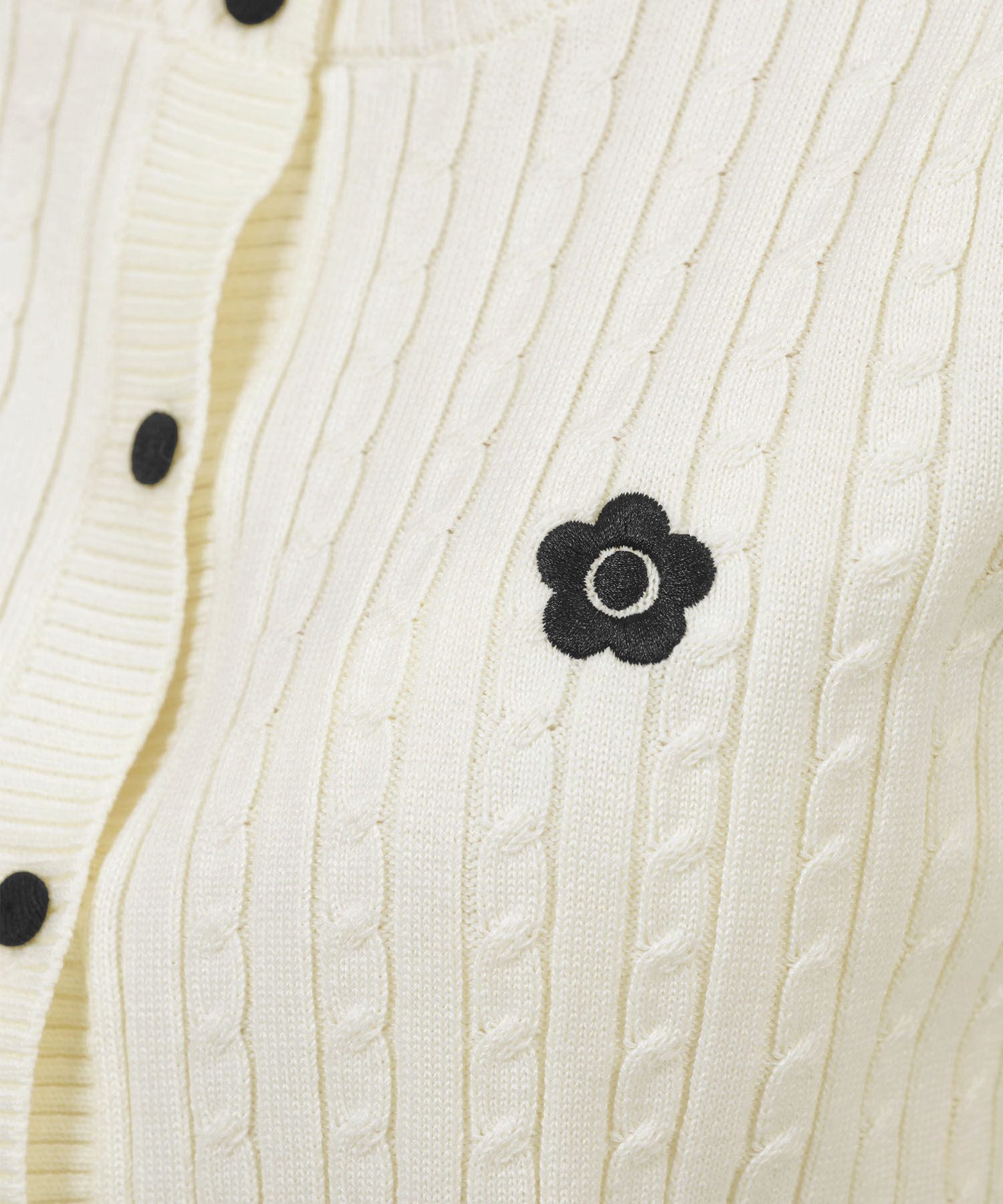 MARY QUANT「デイジーワンポイント半袖ケーブル カーディガン」|Tシャツ・カットソー|