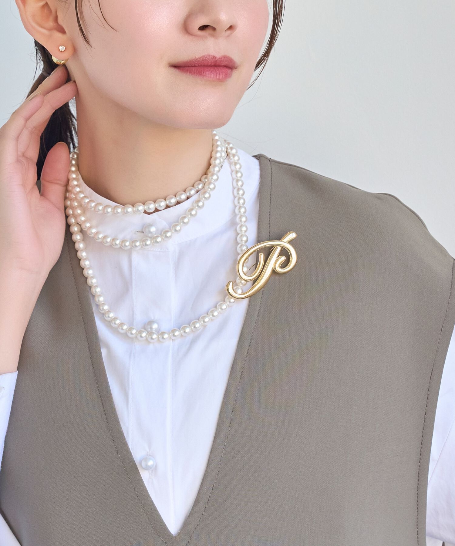 Phoebe「ニュアンスメタルブローチ　ゴールド」|ブローチ・コサージュ|ゴールド