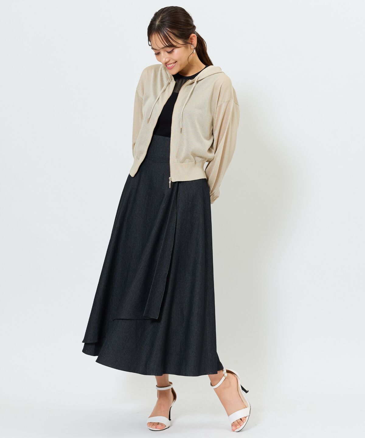 アンドクチュール「コンパクトシアーフーディー」|パーカー|