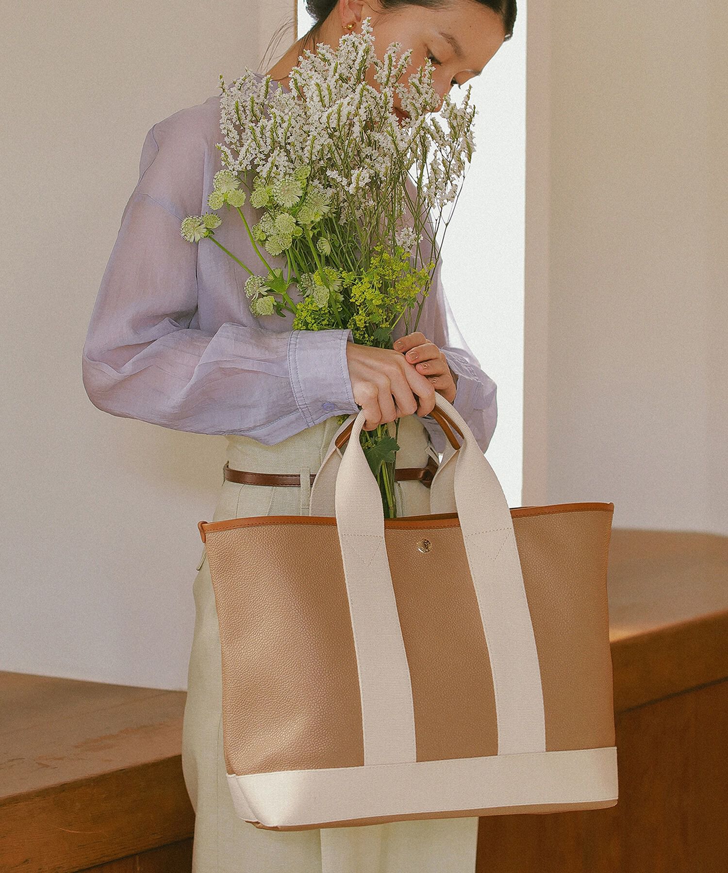 TOPKAPI BREATH「スコッチグレインネオレザー A4トートバッグ【VERY 掲載】」|トートバッグ|ベージュ