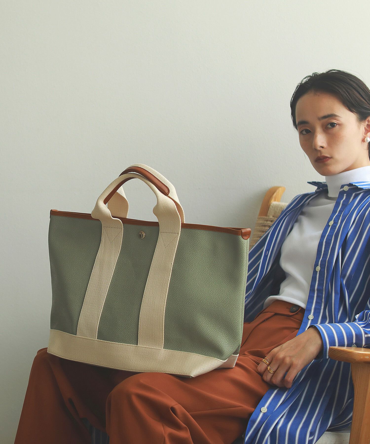 TOPKAPI BREATH「スコッチグレインネオレザー A4トートバッグ【VERY 掲載】」|トートバッグ|グリーングレー