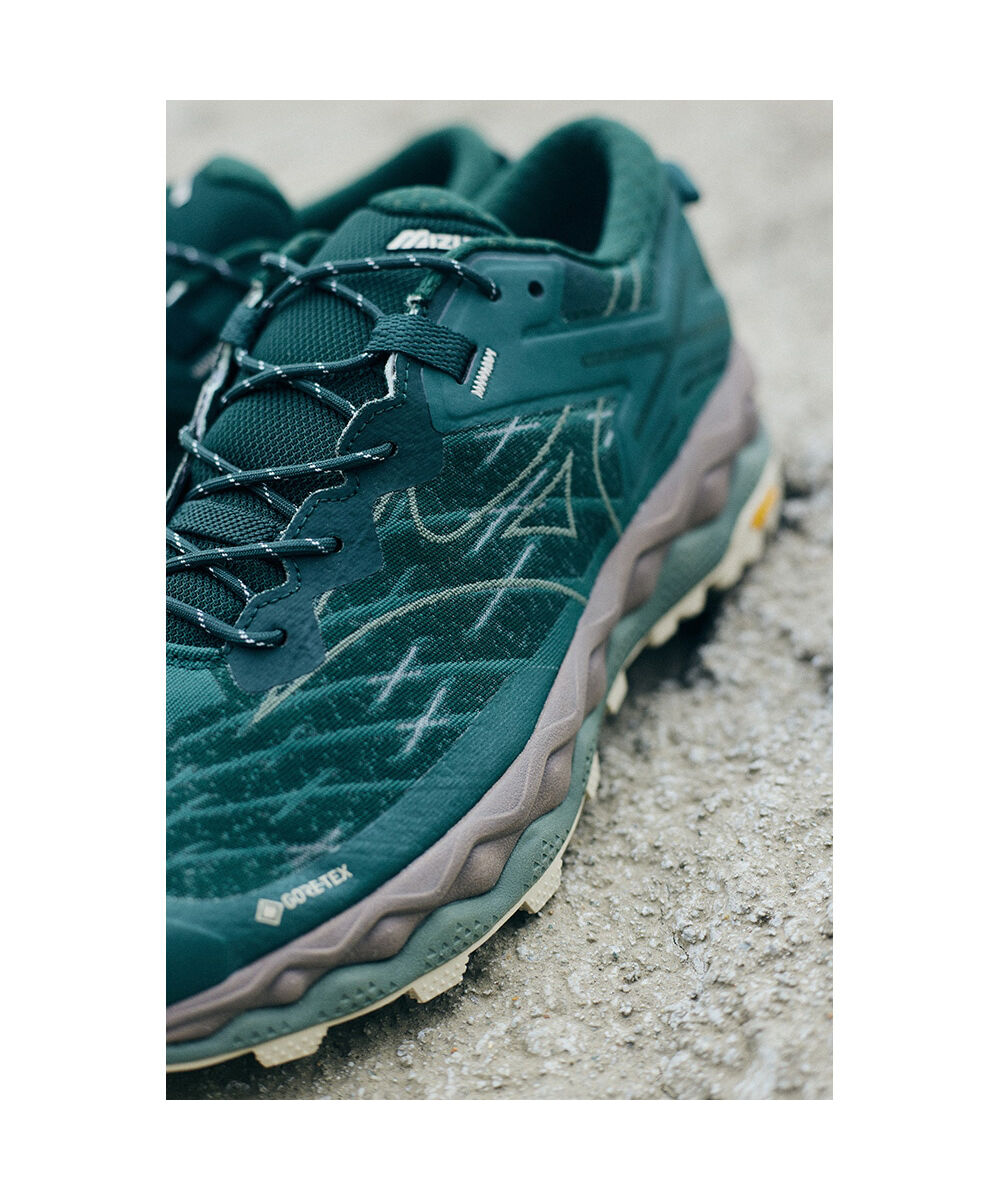 MIZUNO「WAVE MUJIN LS GTX(ゴアテックス／防水)」|スニーカー|