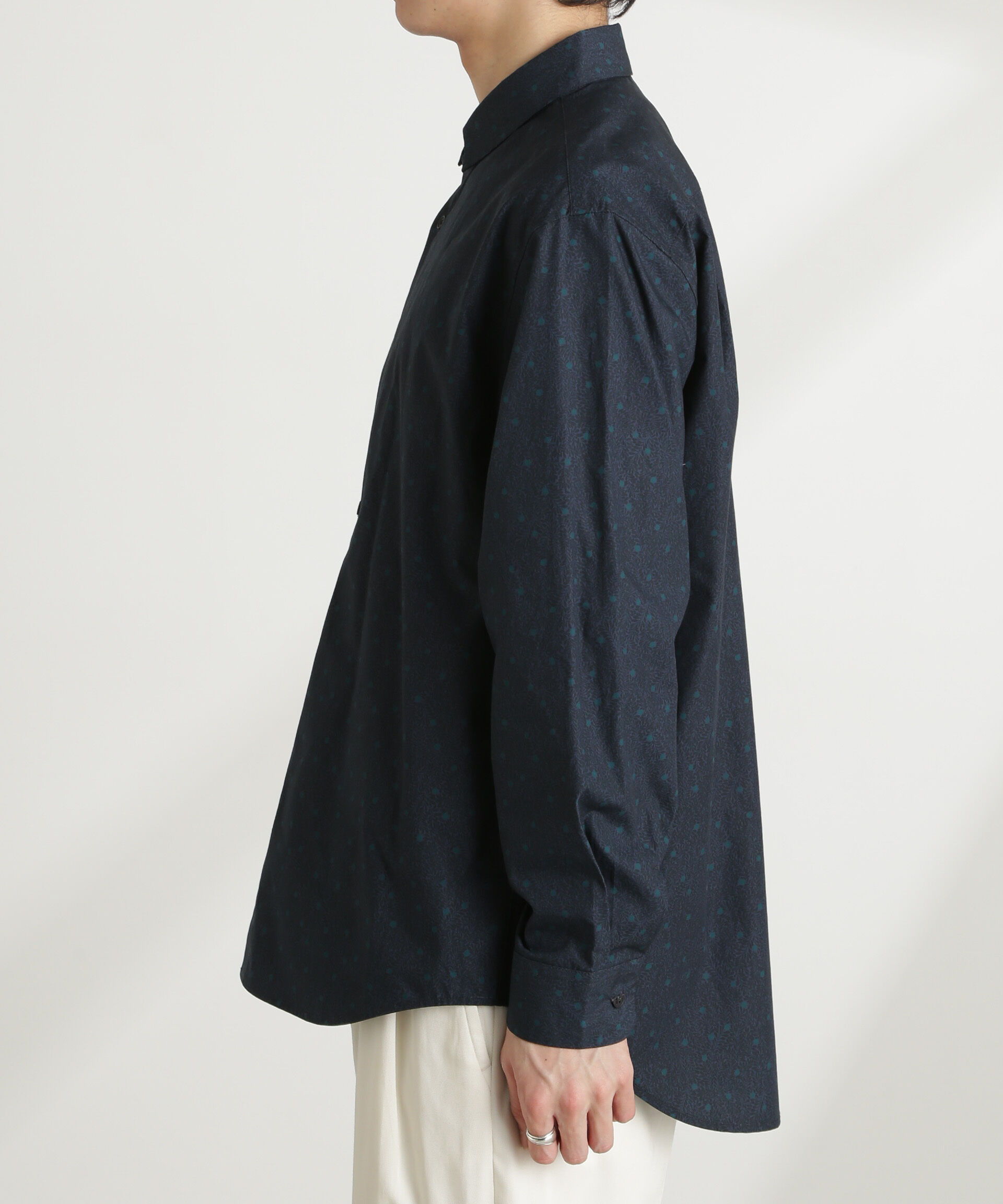 nano･universe「オリジナルパターンフラワープリントシャツ 長袖」|シャツ・ブラウス|