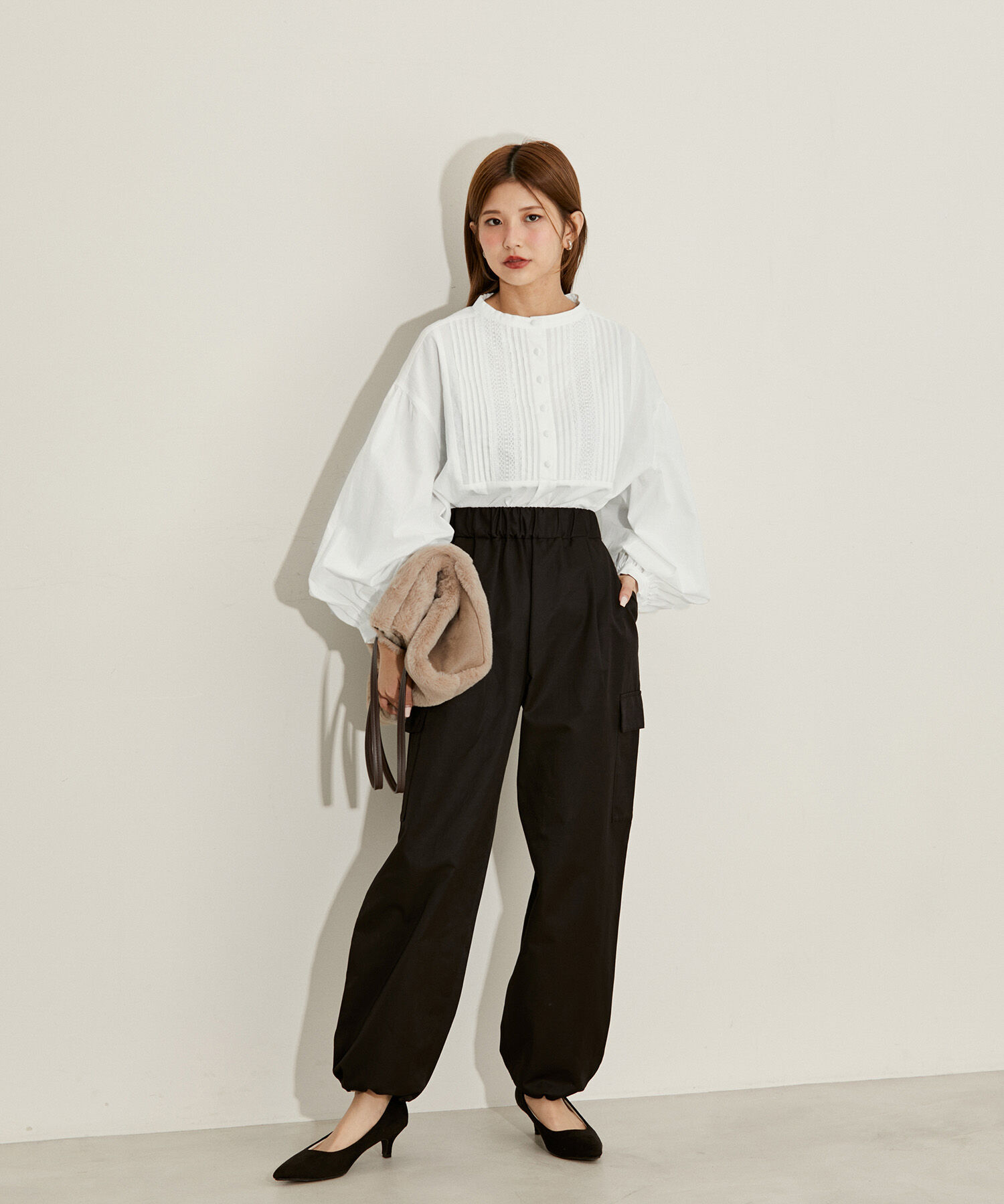 vis-a-vis「【WEB限定】レース＆タックで魅せる、フロントピンタックチュニックブラウス」|シャツ・ブラウス|