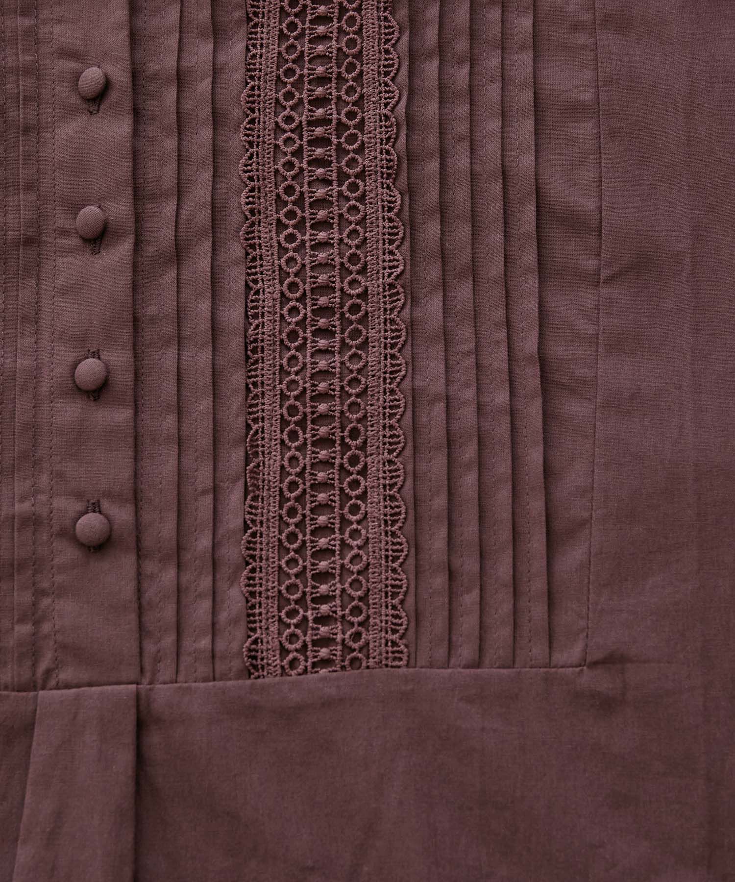 vis-a-vis「【WEB限定】レース＆タックで魅せる、フロントピンタックチュニックブラウス」|シャツ・ブラウス|