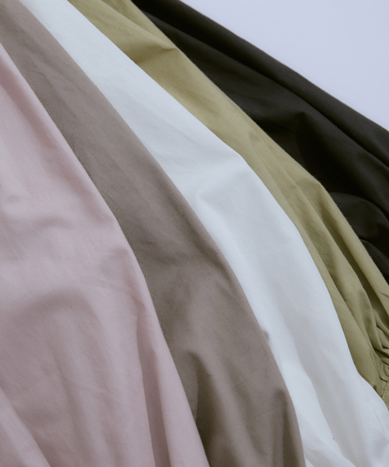 vis-a-vis「【WEB限定】レース＆タックで魅せる、フロントピンタックチュニックブラウス」|シャツ・ブラウス|