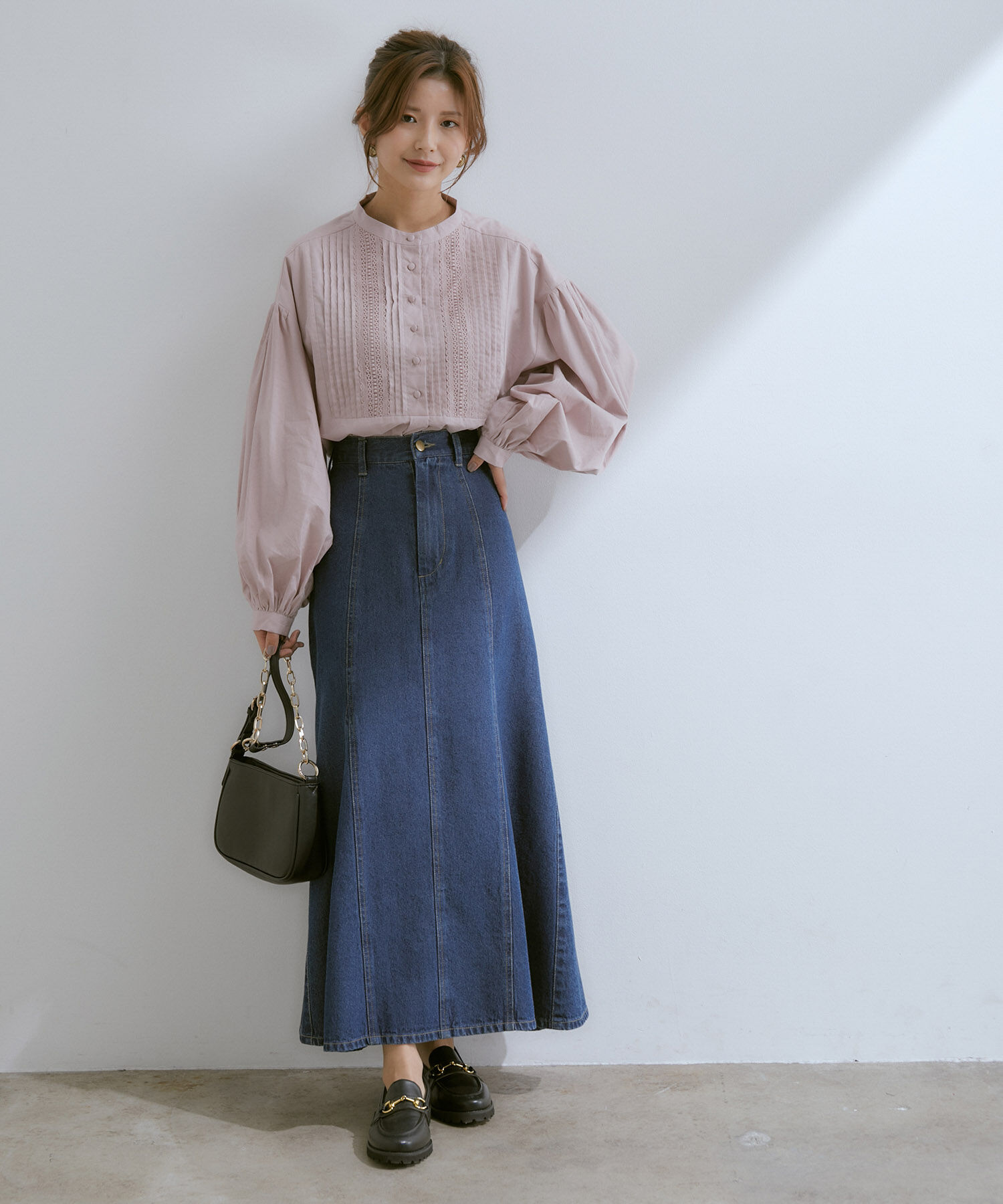 vis-a-vis「【WEB限定】レース＆タックで魅せる、フロントピンタックチュニックブラウス」|シャツ・ブラウス|