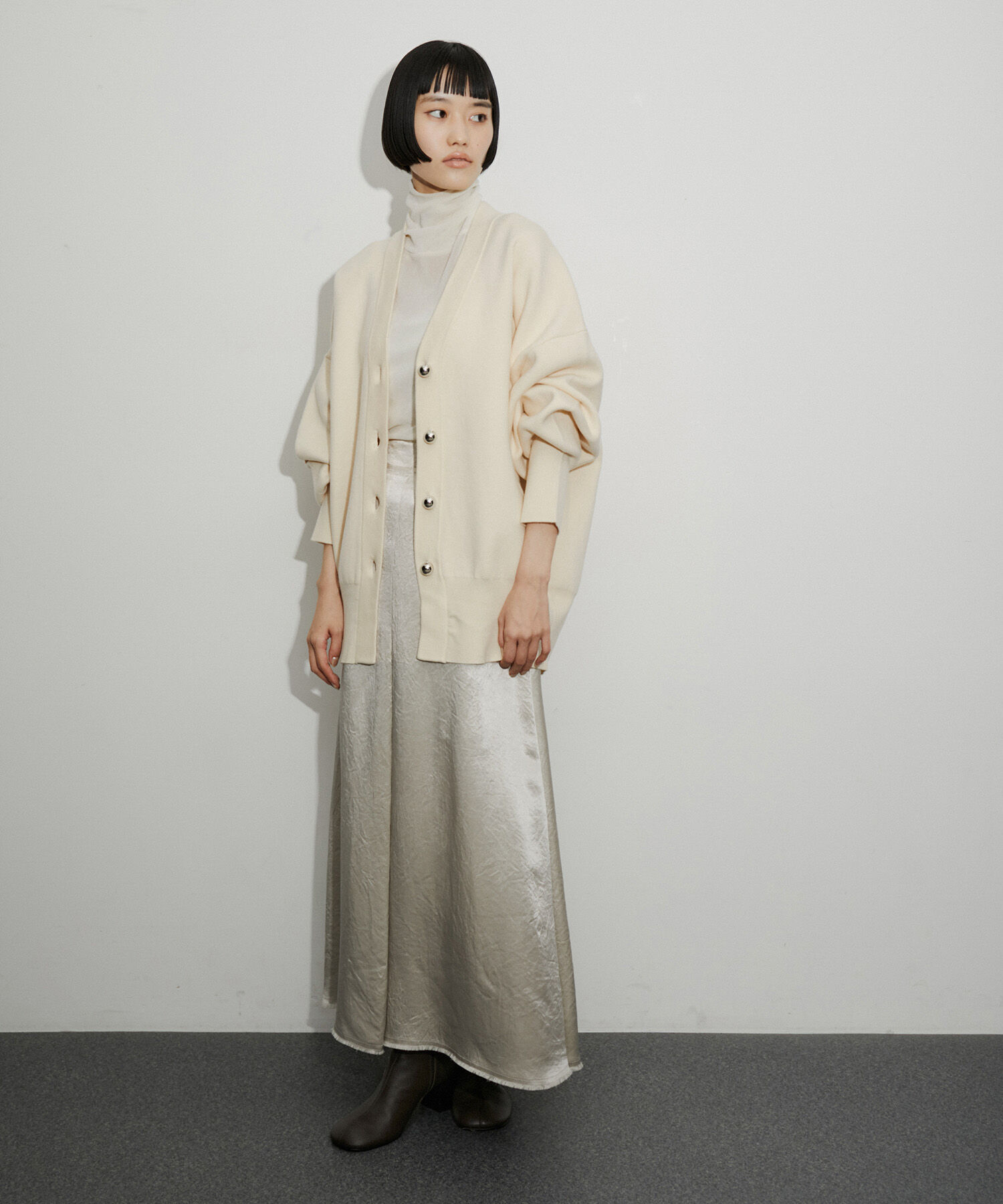 ADAM ET ROPE'「BIGボタンミドルカーディガン」|カーディガン|