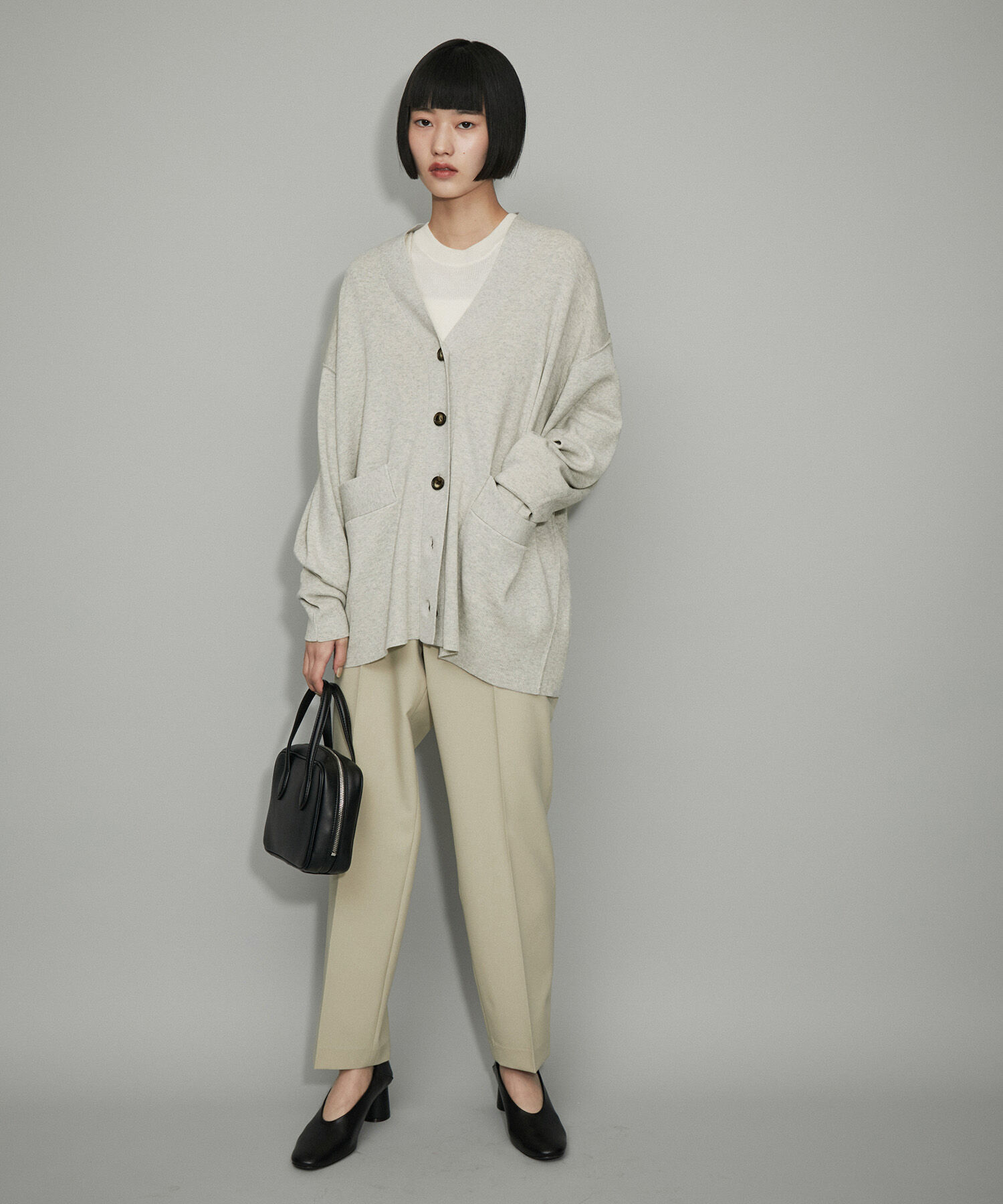 ADAM ET ROPE'「【WEB限定】カシミヤ混Vネックフォルムスリーブカーディガン」|カーディガン|