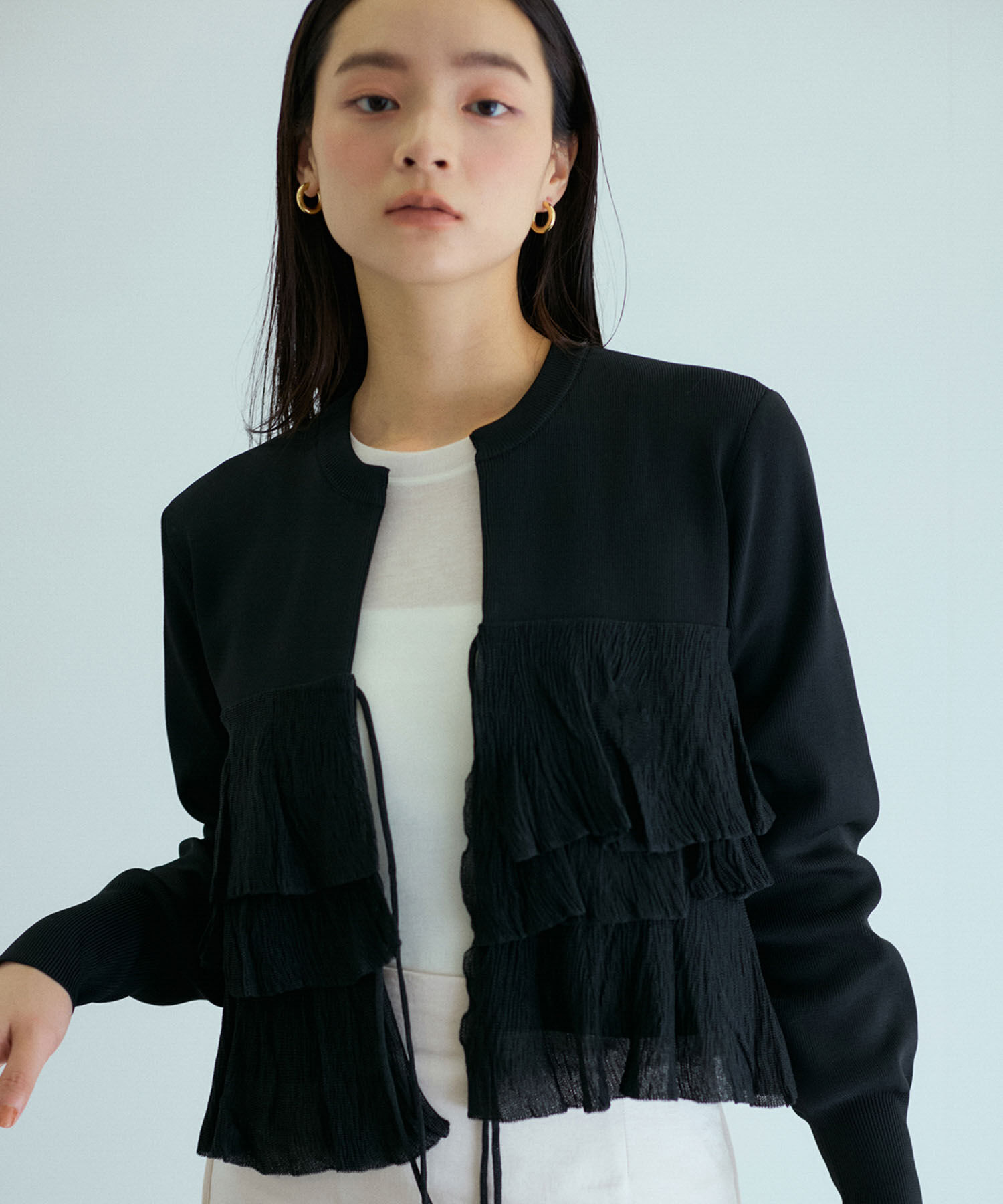 ADAM ET ROPE'「【洗える】フリルカーディガン」|カーディガン|ブラック(01)