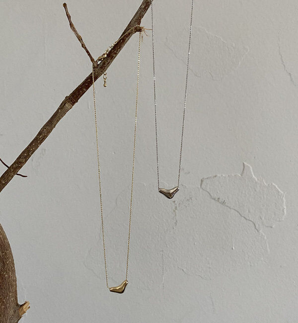  「【ベストセラー】〈GOLDY/ゴールディ〉ぷっくりトライアングルネックレス」|ネックレス|