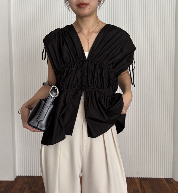  「ギャザーVノースリシャツ」|シャツ・ブラウス|ブラック