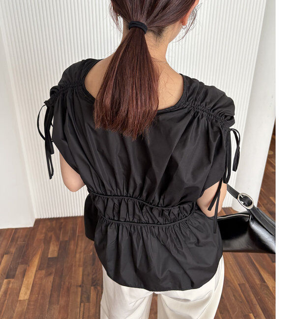  「ギャザーVノースリシャツ」|シャツ・ブラウス|