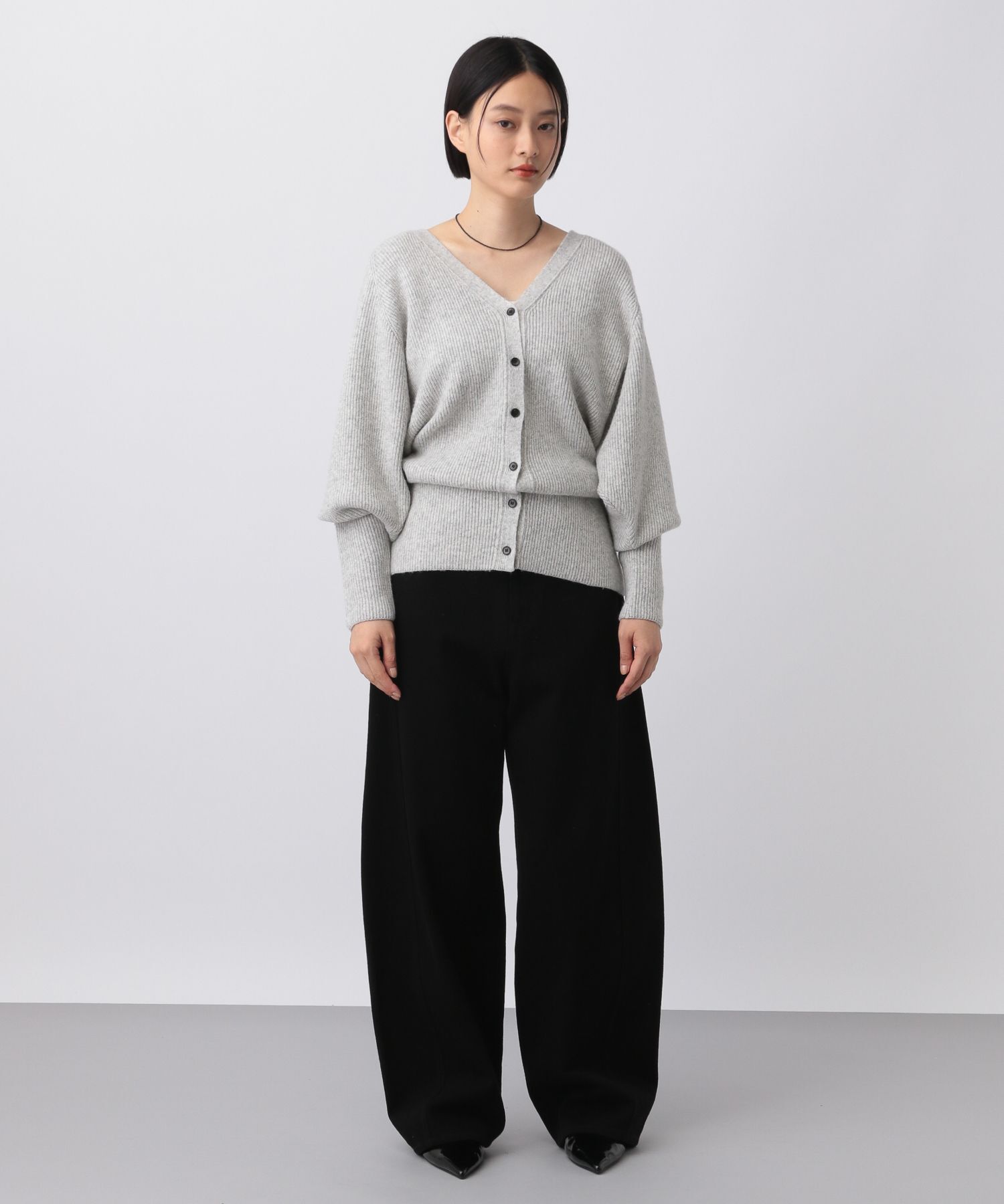 A part by 「ウエストシェイプVネックカーディガ」|ニット・セーター|