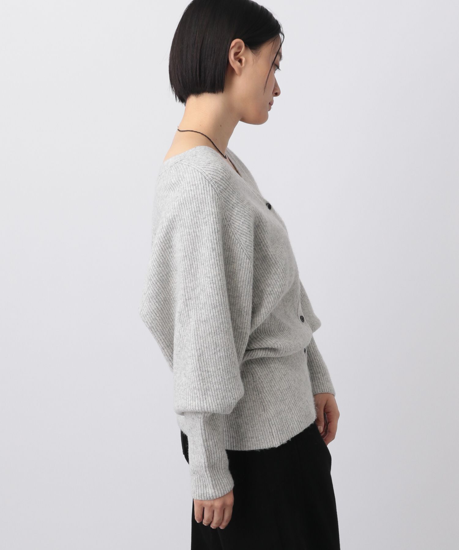 A part by 「ウエストシェイプVネックカーディガ」|ニット・セーター|