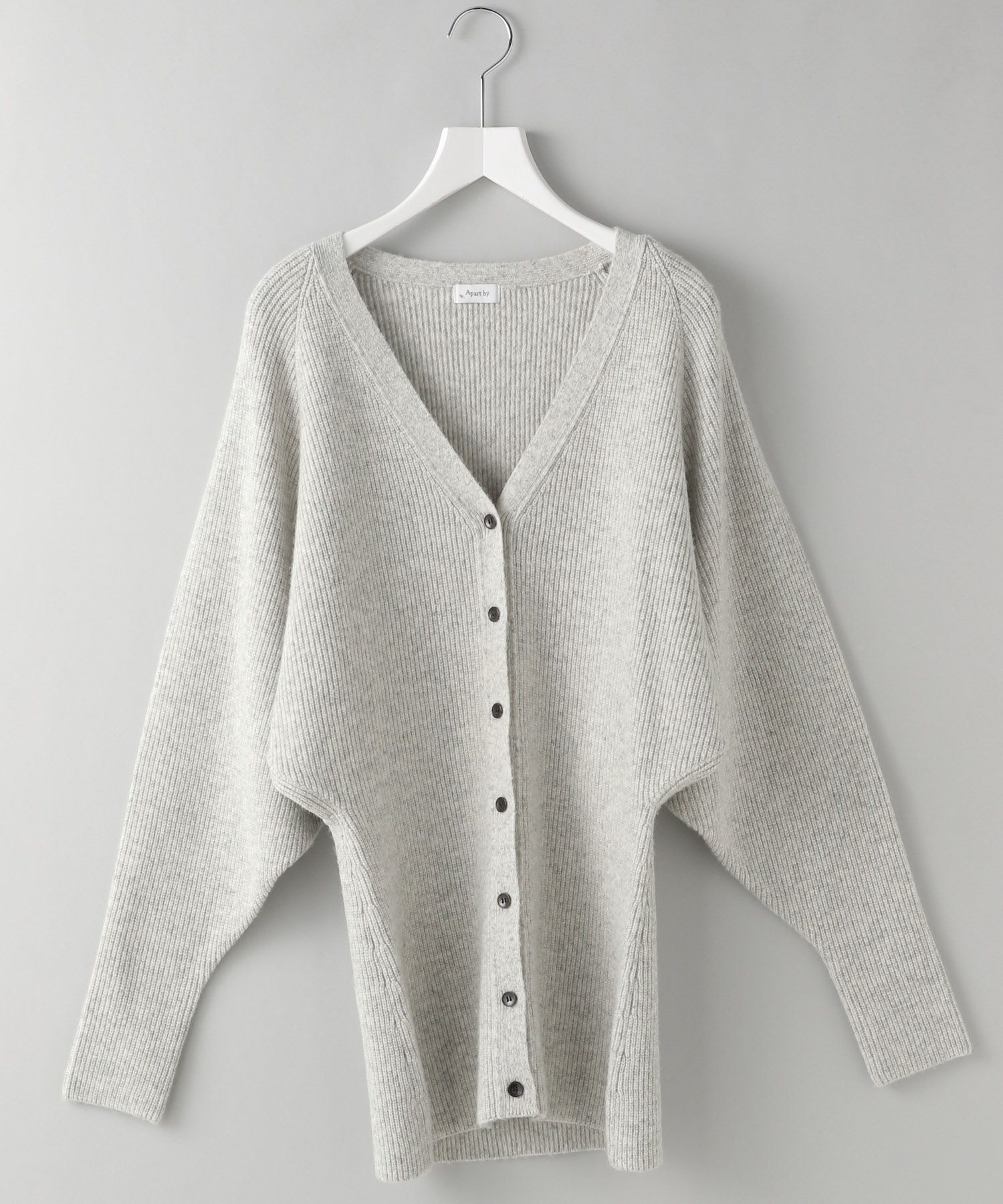 A part by 「ウエストシェイプVネックカーディガ」|ニット・セーター|