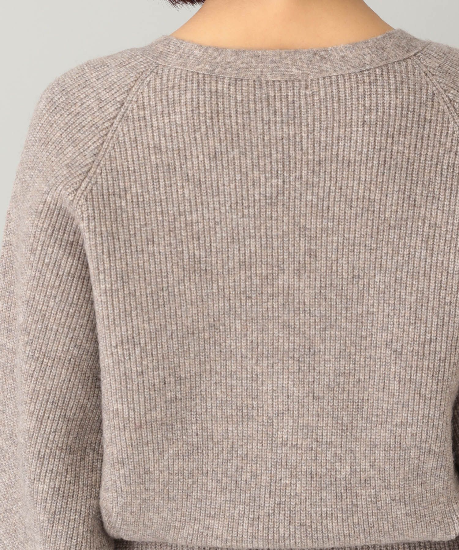 A part by 「ウエストシェイプVネックカーディガ」|ニット・セーター|